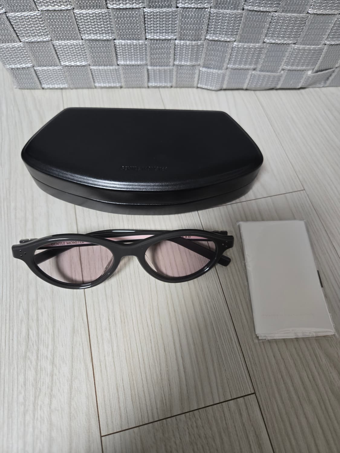 젠틀몬스터 라드 틴트렌즈 안경 상품이미지1