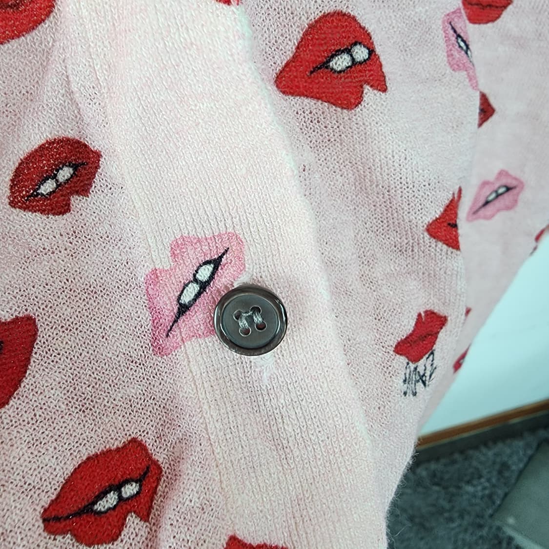 쟈딕앤볼테르 립 프린트 핑크 가디건 상품이미지3