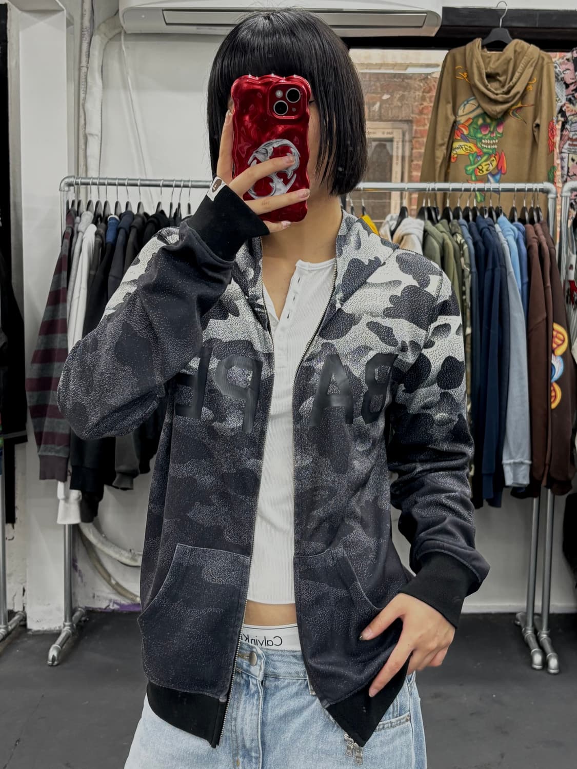 베이프 그라데이션 흑계 후드집업 상품이미지3