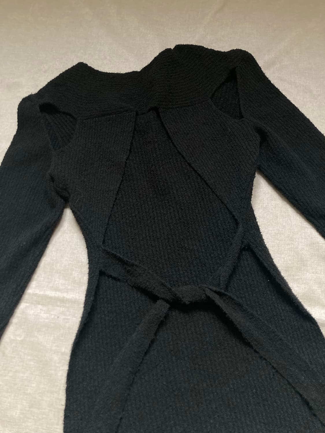 악셀아리가토 레어템 블랙 니트 Tube Rib-Knit Wrap Top 상품이미지7