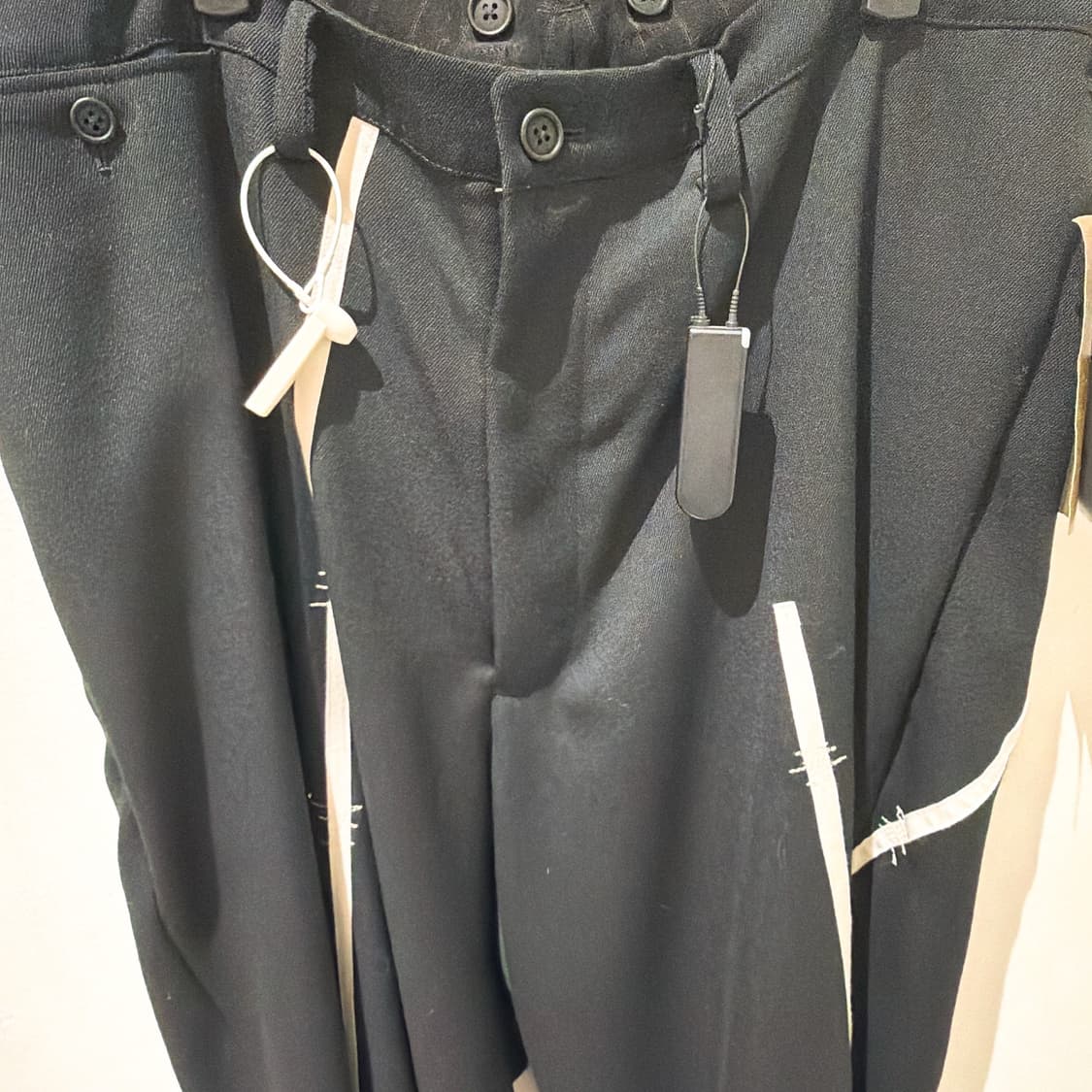 (정품/새상품) 요지 야마모토 뿌르 옴므 남성 블랙 테이핑 팬츠  상품이미지2