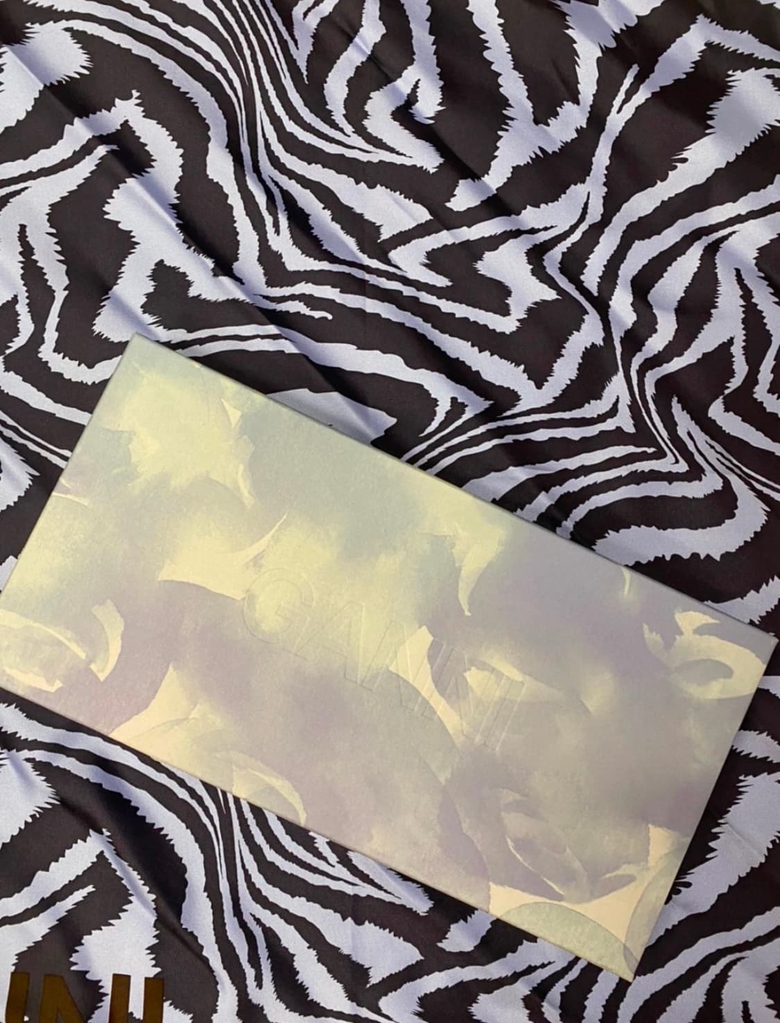 GANNI 가니실크스카프 상품이미지3