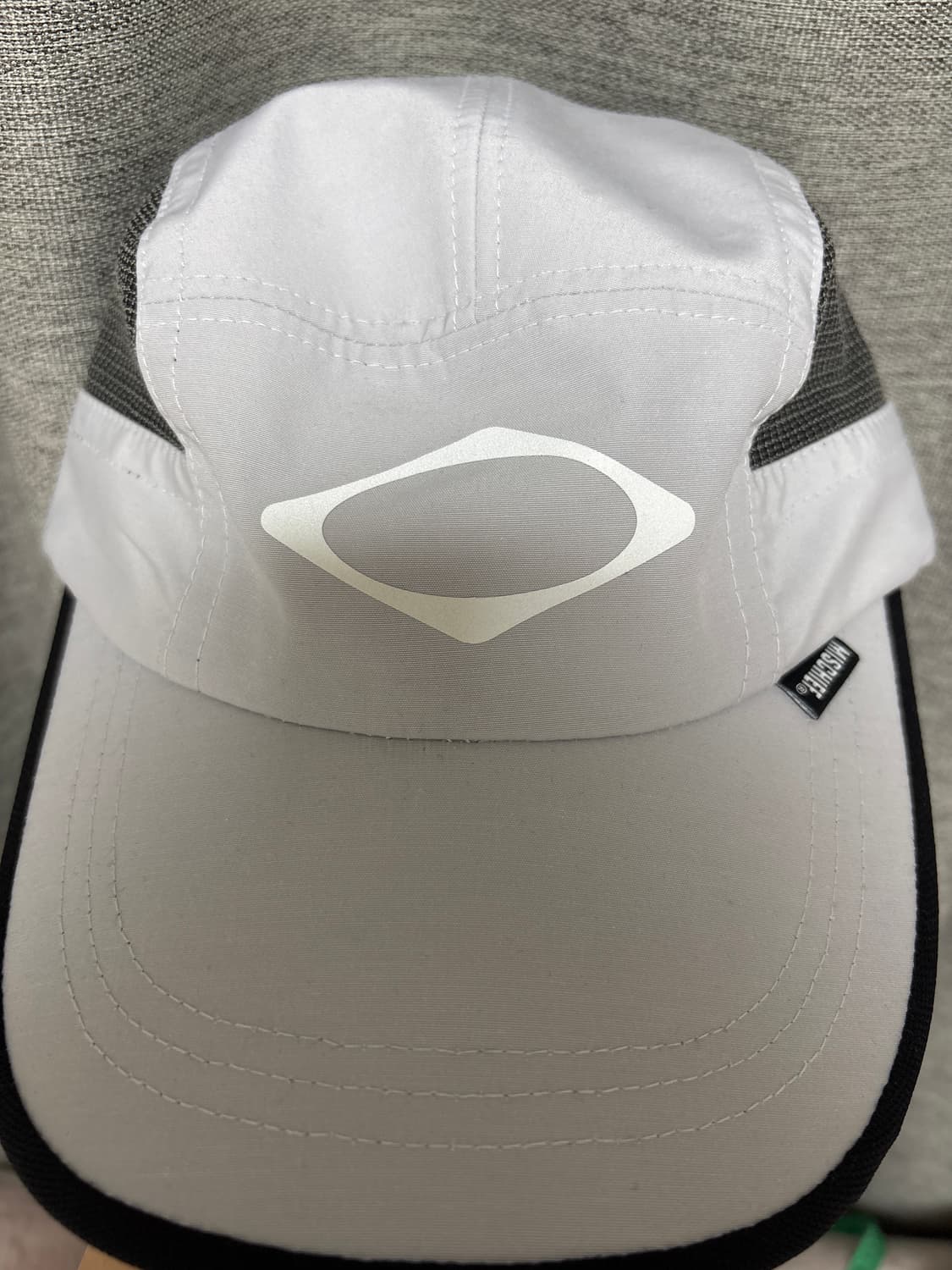 미스치프 롬버스러닝 캡  라이트그레이 상품이미지1