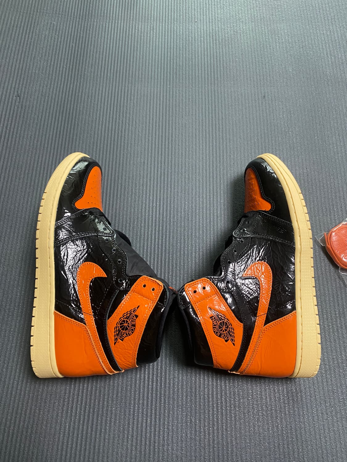 조던1 og 하이 백보드 3.0 295사이즈 상품이미지2