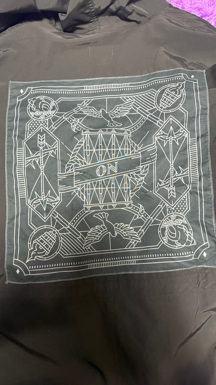 방탄소년단 ‘on’ 롱자켓 상품이미지6