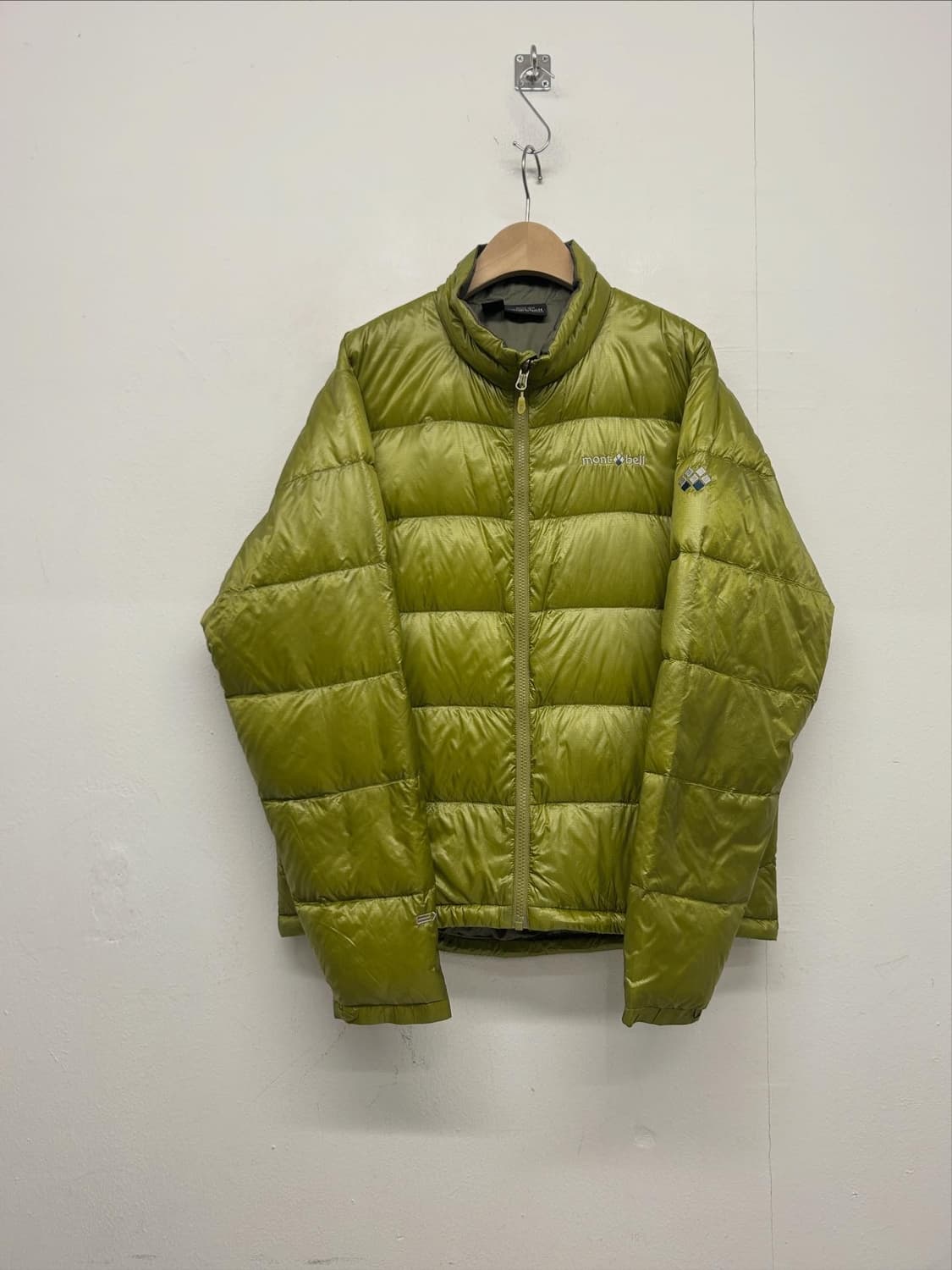JPN 몽벨 알파인 경량 패딩 자켓 올리브색 상품이미지1