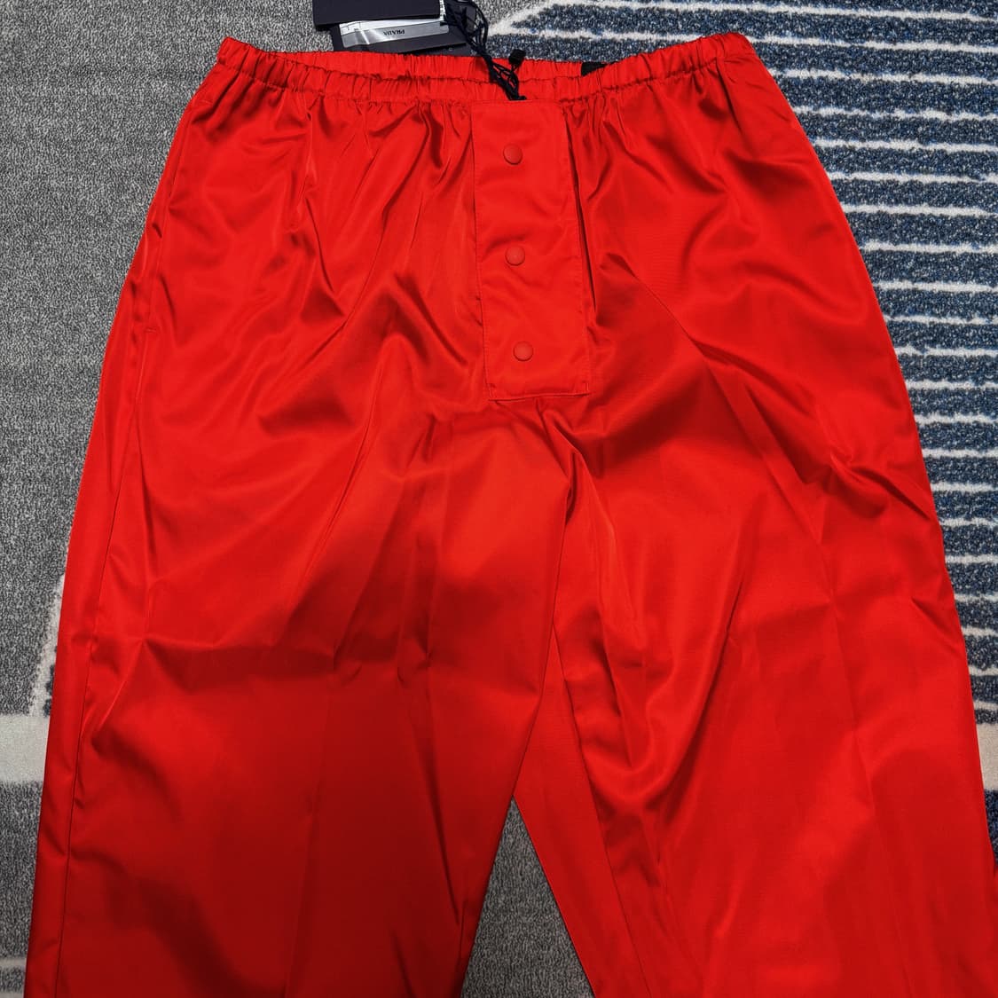 PRADA 프라다 리나일론 팬츠 상품이미지4