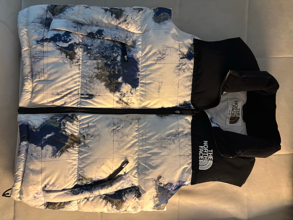 노스페이스 눕시 화이트라벨 노벨티 지구 조끼패딩 상품이미지2