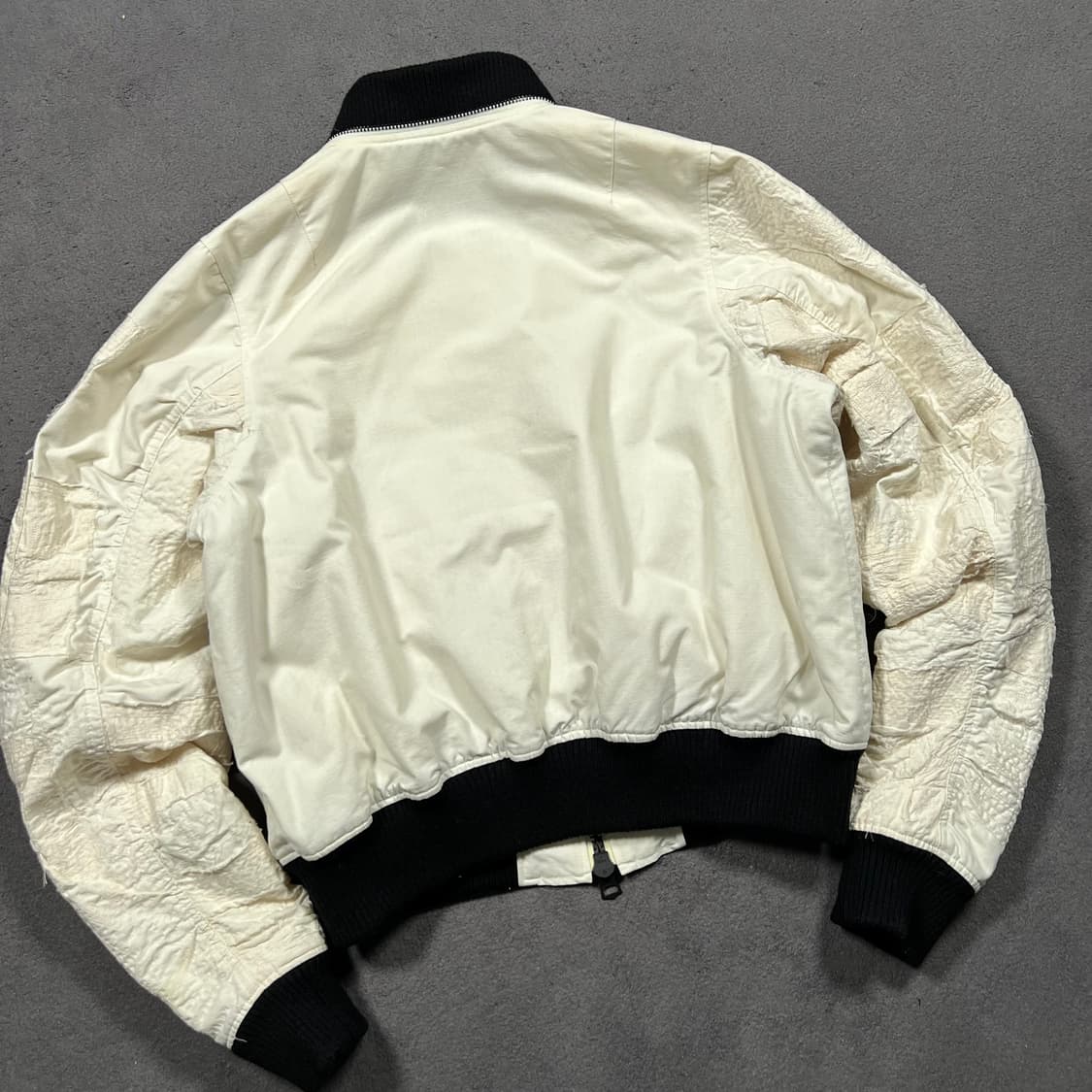 banal chic bizarre 바날 시크 비자르 투웨이 크롭 ma1  상품이미지3