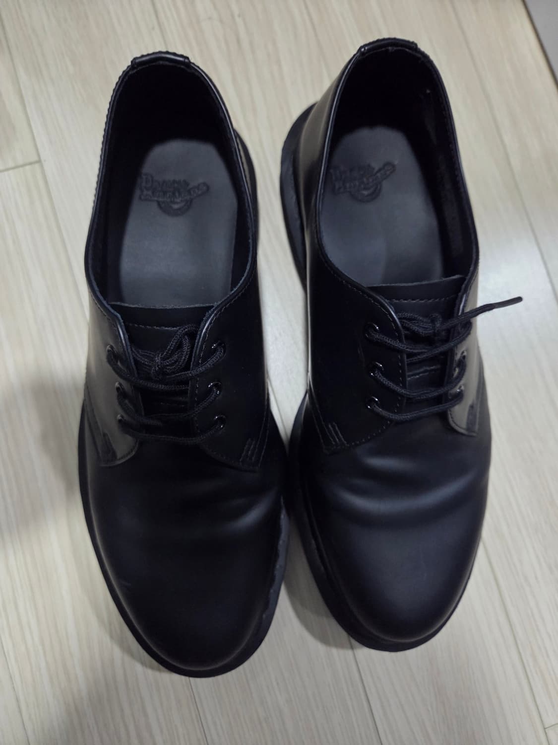 닥터마틴 모노블랙 260 상품이미지1
