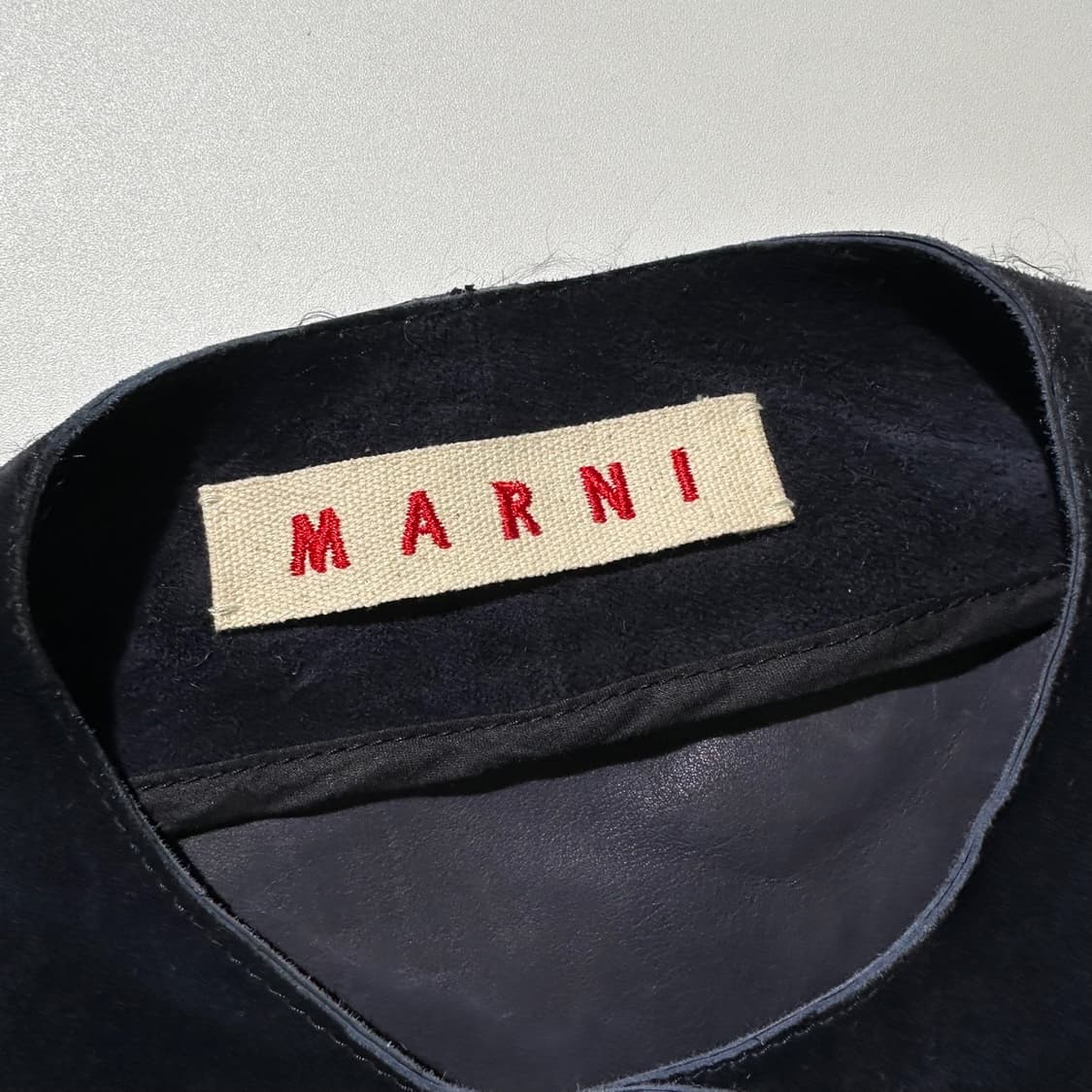 (매장판) 마르니 카프스킨 송아지 가죽 스웨이드 싱글  상품이미지4