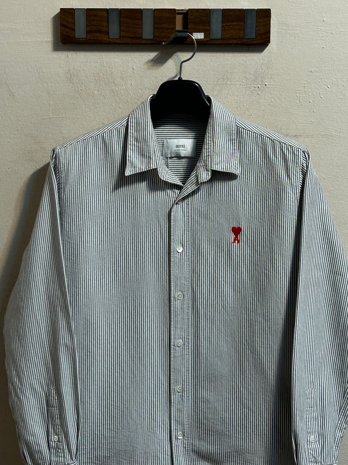 아미 하트 로고 스트라이프 셔츠 상품이미지2