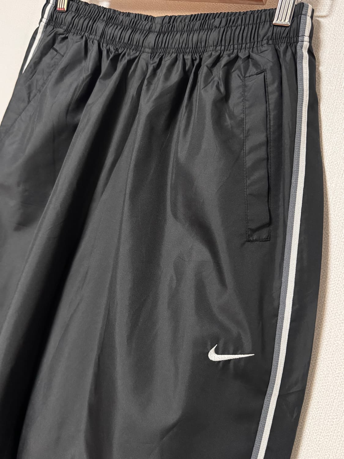 나이키 일본판 바람막이 트레이닝 팬츠 상품이미지2