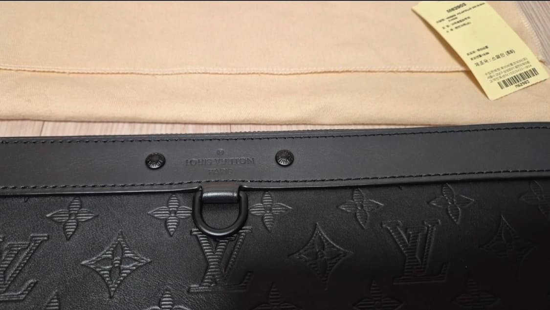 루이비통클러치 섀도우 클러치 최상급 백화점제품 영수증 풀박스  상품이미지2