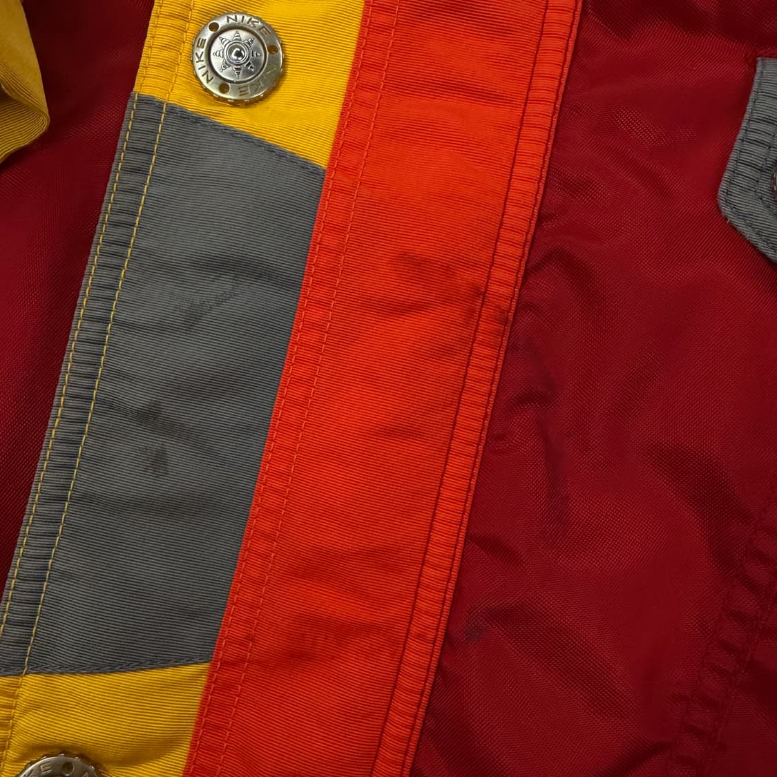 [ 정품/100 ] 90s 나이키 스우시 올드스쿨 멀티포켓 어센틱 점퍼 상품이미지6