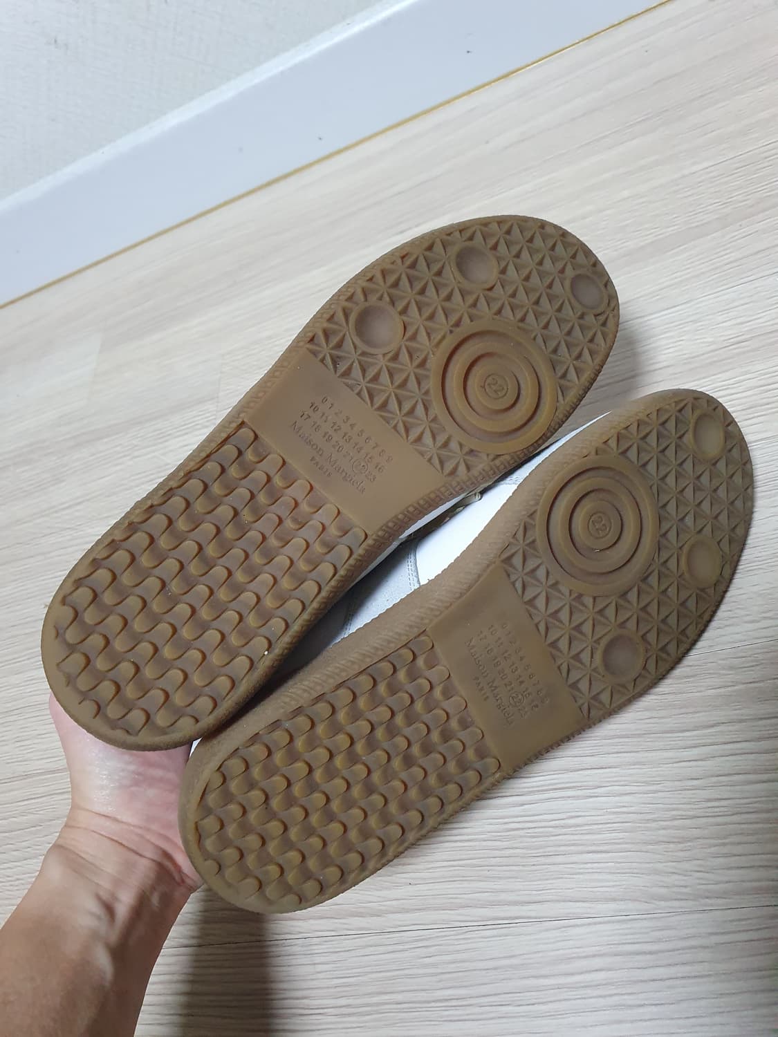 메종 마르지엘라 독일군 스니커즈 250~255 상품이미지7