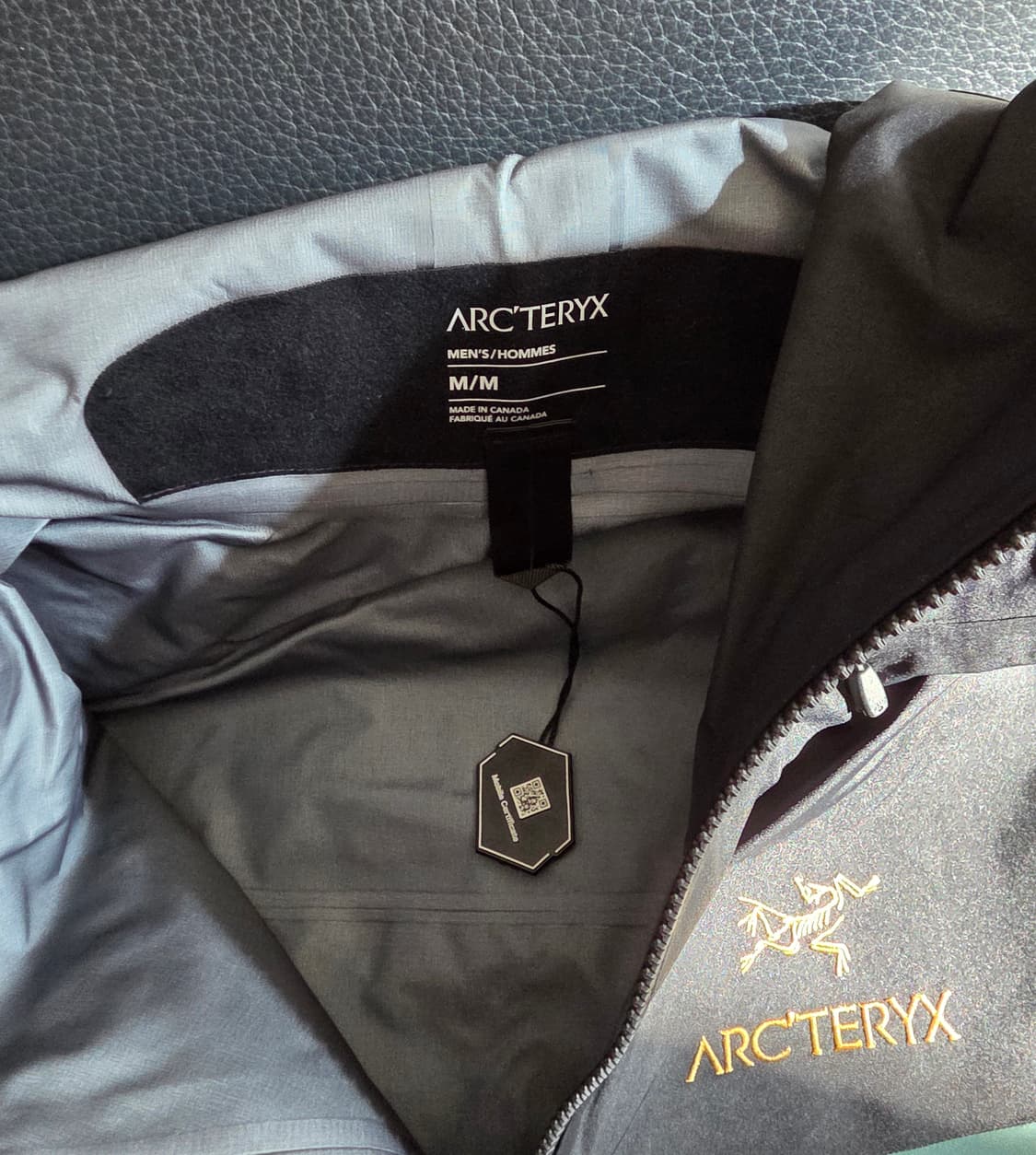 [새제품,M]아크테릭스 알파SV자켓 다크매직 캐나다제조 상품이미지5