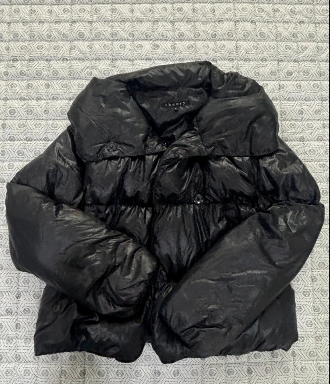 띠어리 Theory 블랙 숏패딩 사이즈 4 ~55 상품이미지2