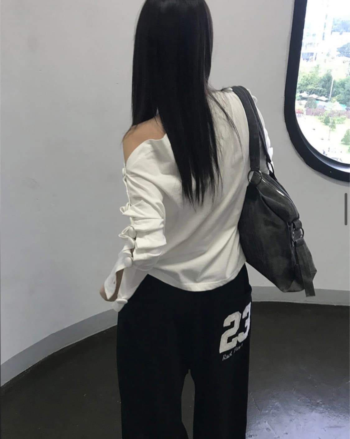 더니로 보트넥 버튼 티셔츠 (아이보리) 상품이미지9