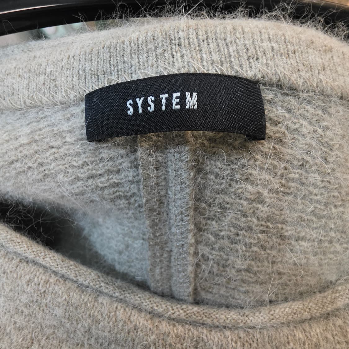 SYSTEM 오프숄더 앙고라  니트 Free 상품이미지2