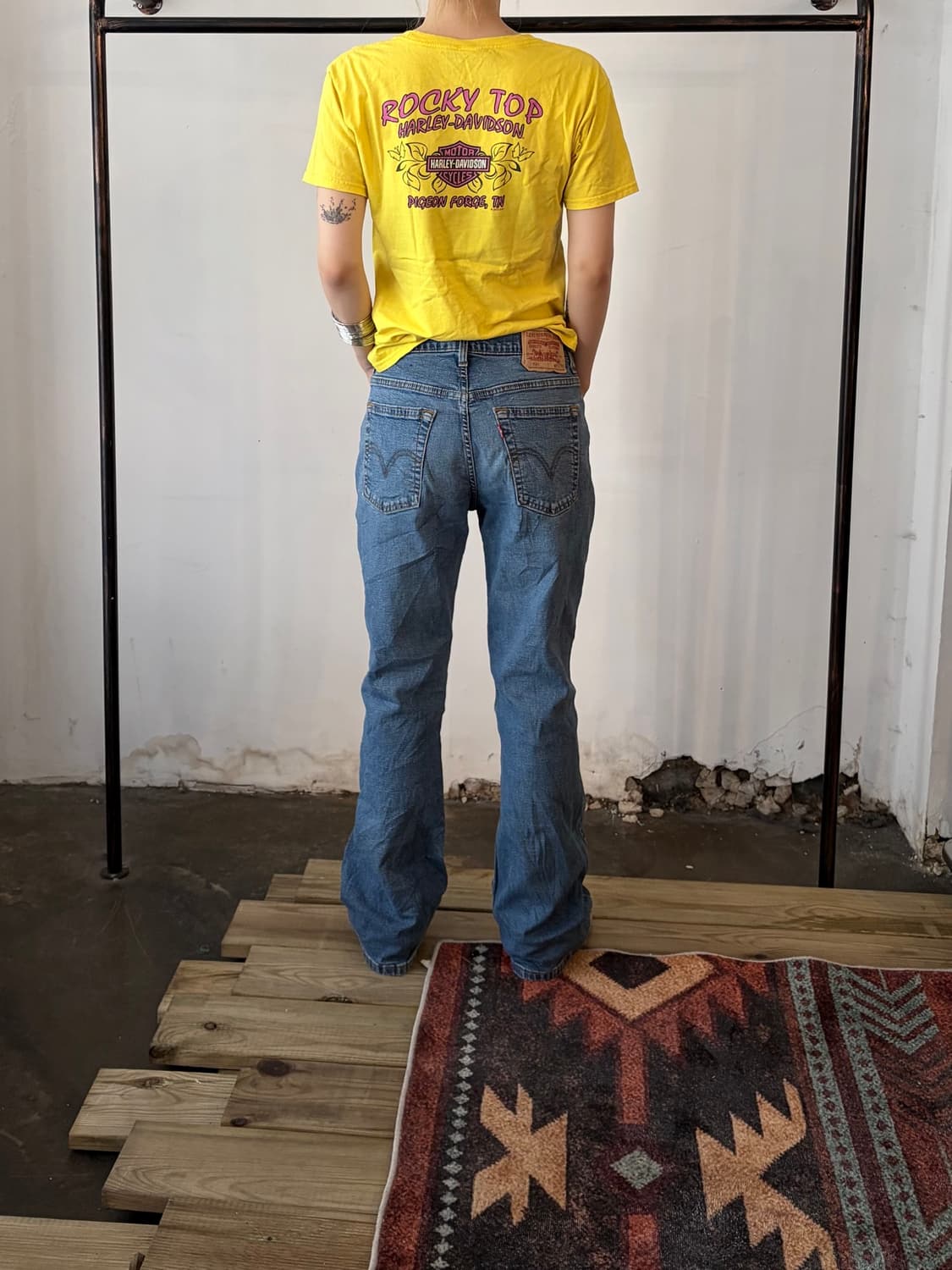 Levi’s 584 부츠컷 데님 팬츠 상품이미지3