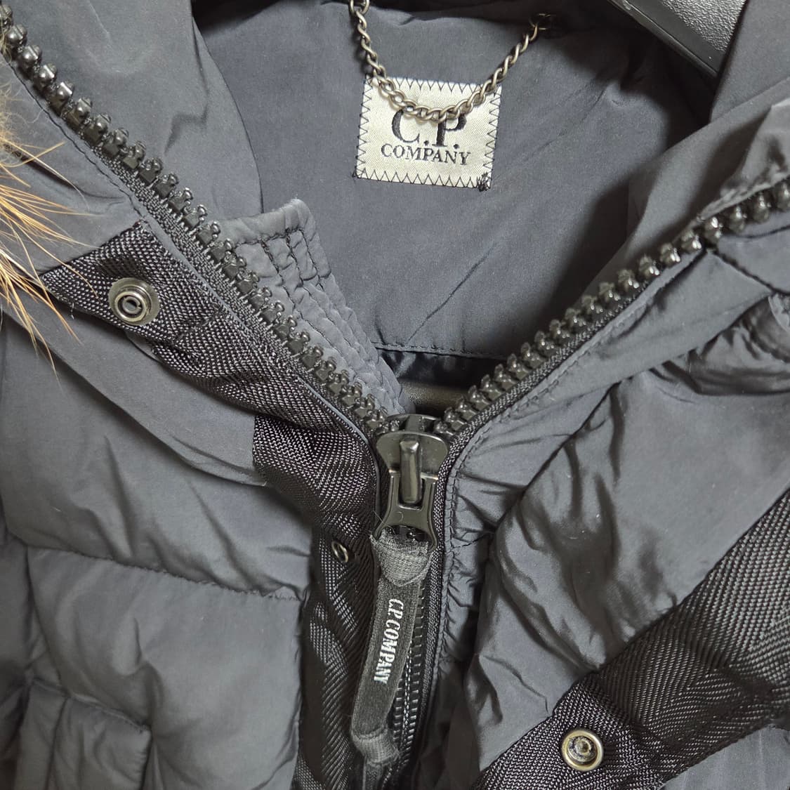 cp컴퍼니 노르지 패딩 상품이미지3