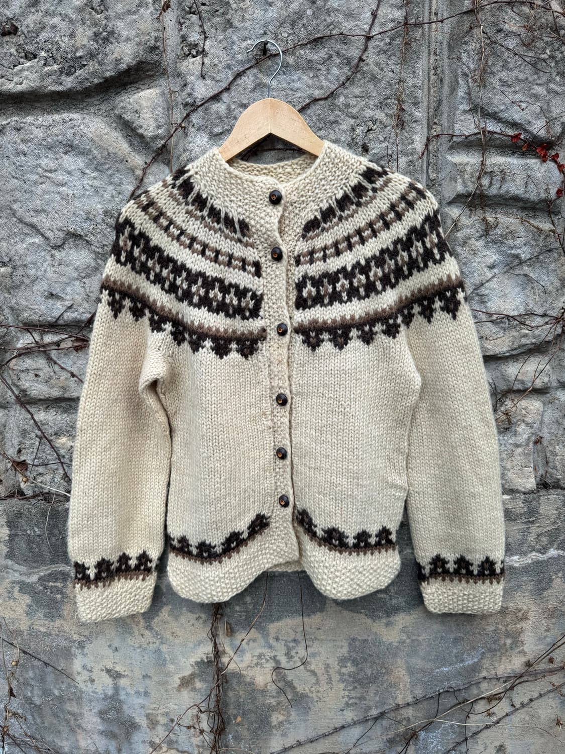 아일랜드 제작 빈티지 노르딕 패턴 핸드 버진 울 니트 가디건 상품이미지1
