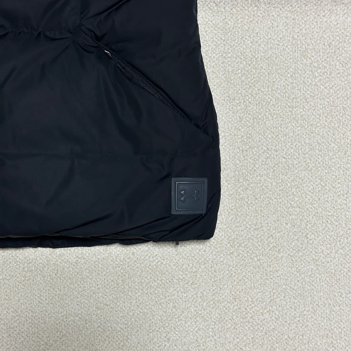 언더아머 UA 스포츠스타일 다운 베스트 상품이미지3