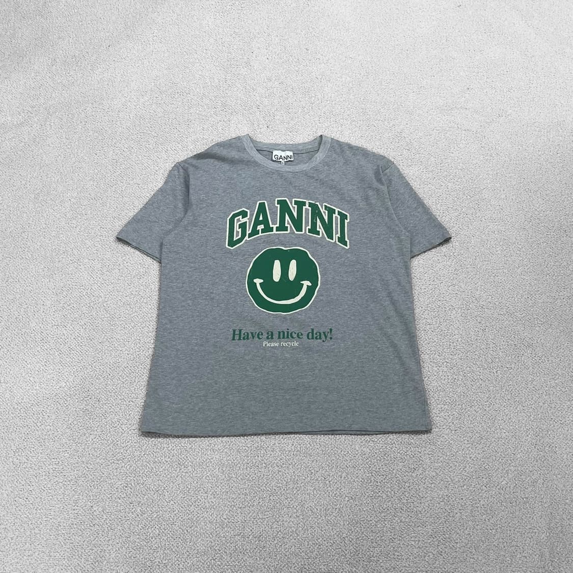 가니 Ganni 스마일리 반팔 티셔츠 그레이 상품이미지1