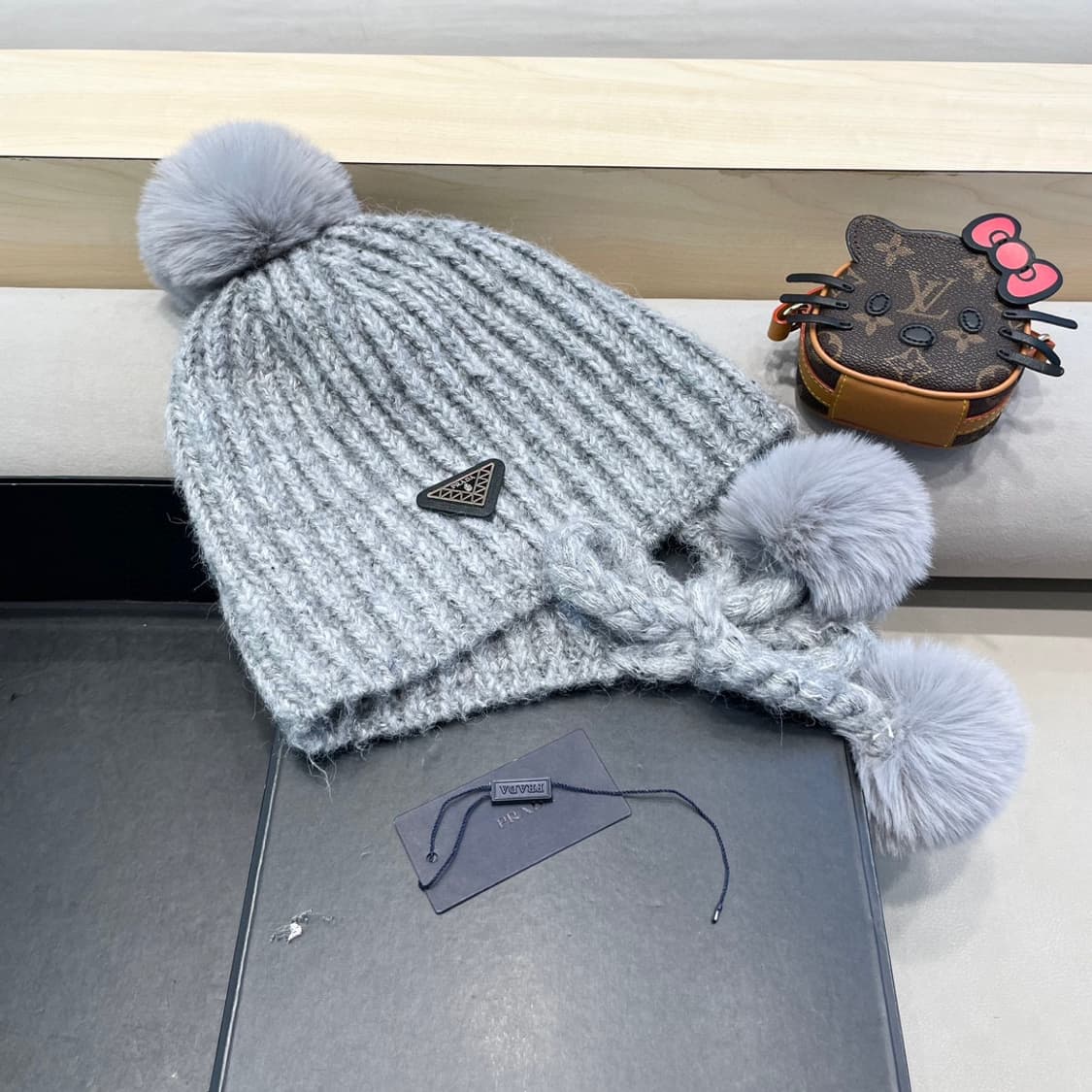 프라다 가을 겨울 모자
 상품이미지3