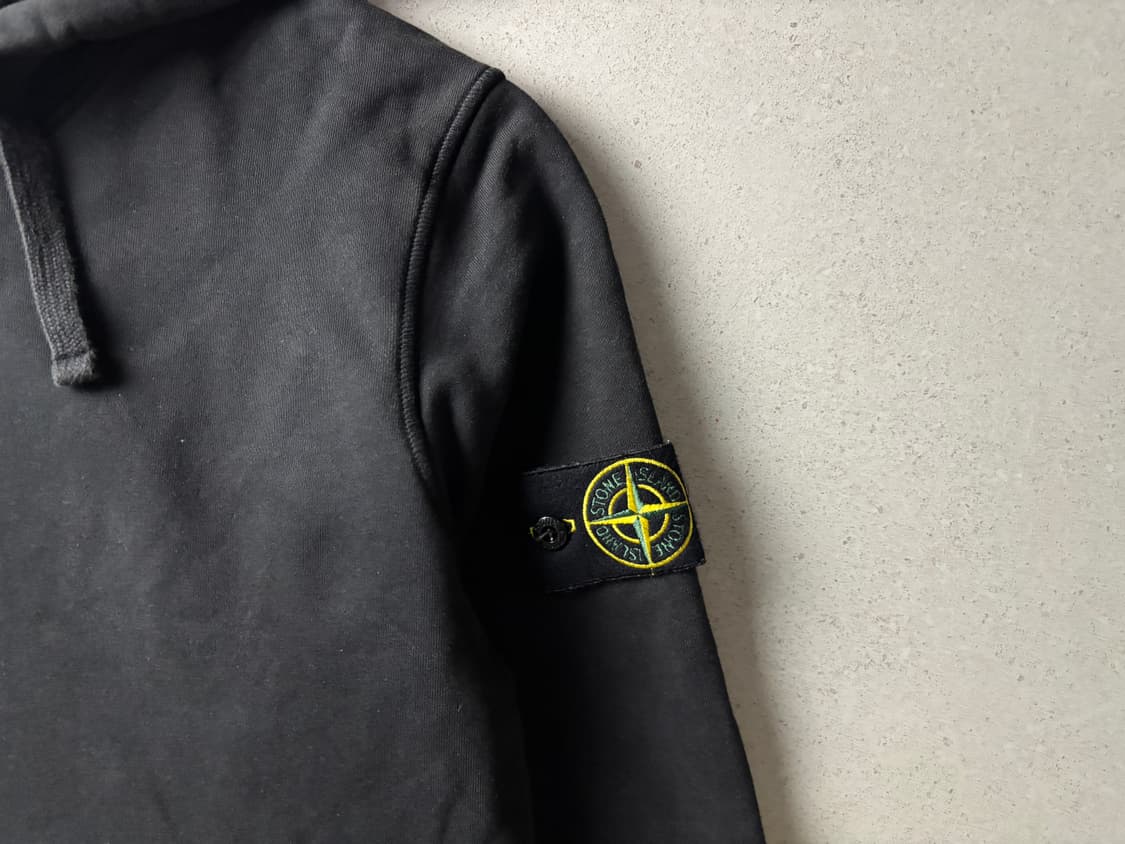 스톤아일랜드 24ss 후드티 상품이미지2