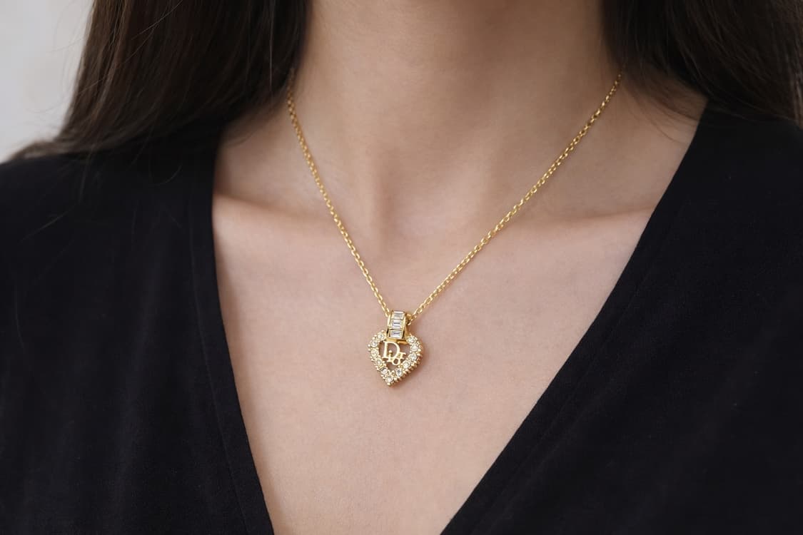 디올 빈티지 하트 펜던트 목걸이ෆ 상품이미지1