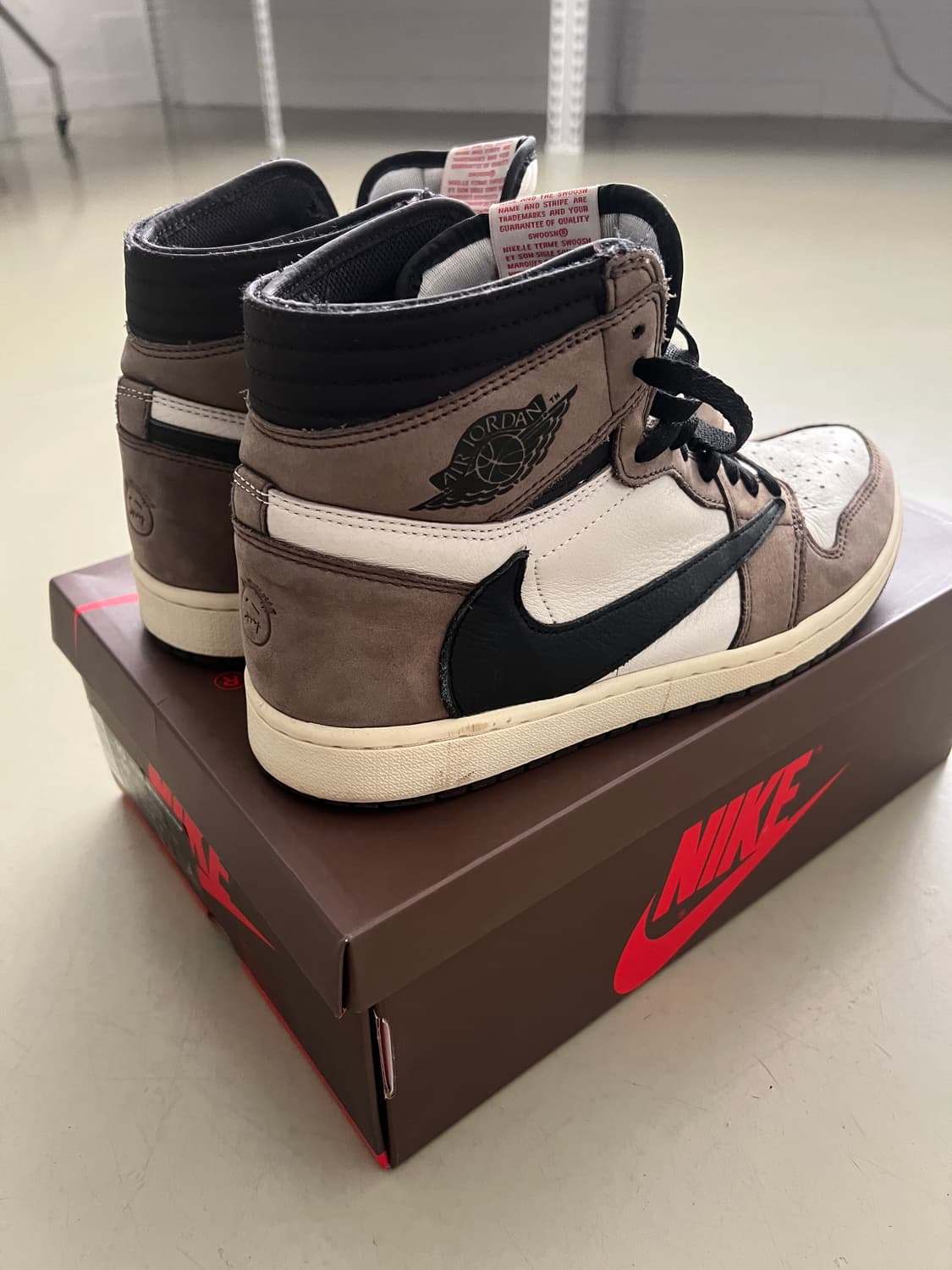 스캇 조던 1 모카 상품이미지8