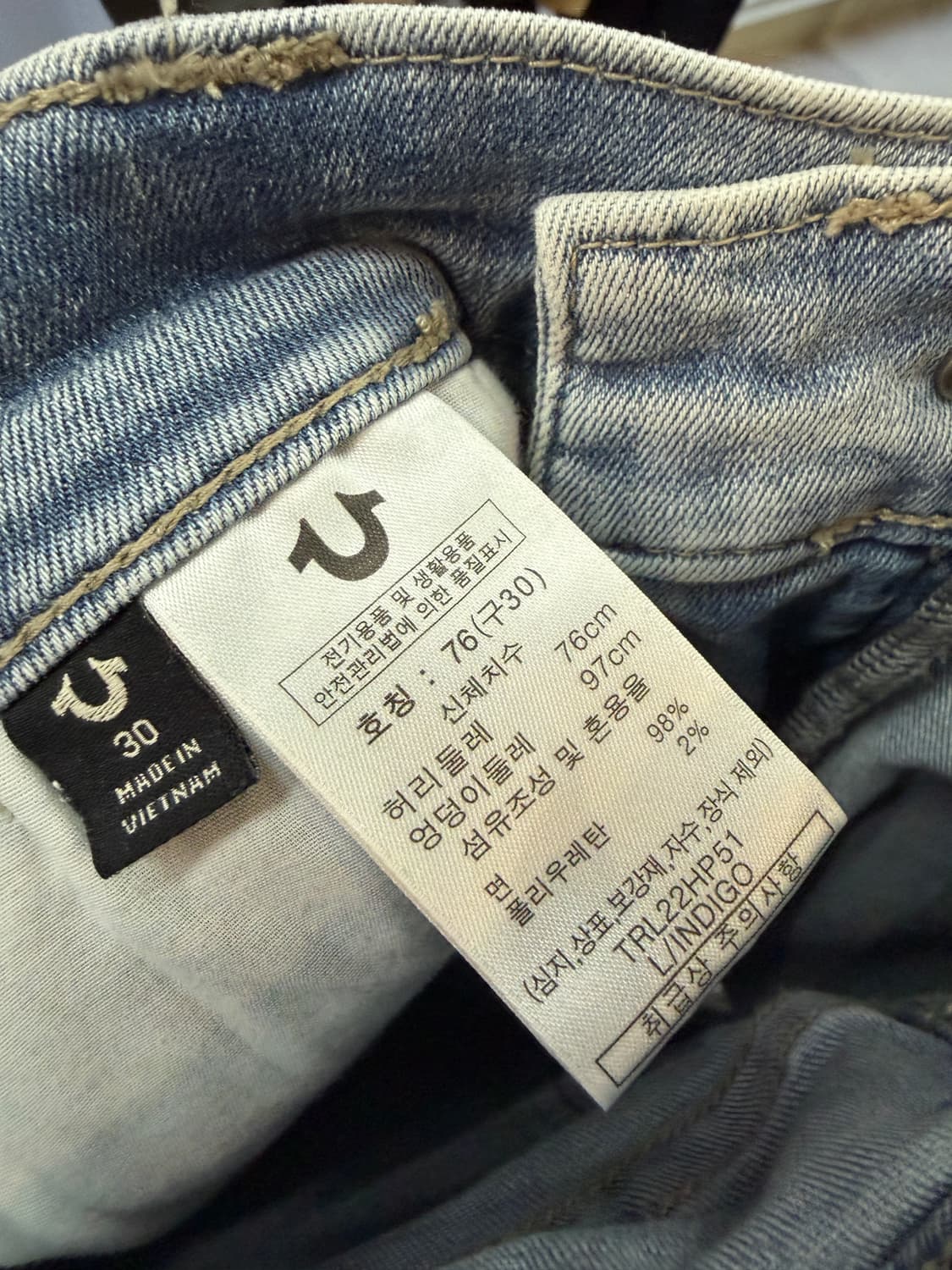 TrueReligion 데님 반바지 상품이미지5