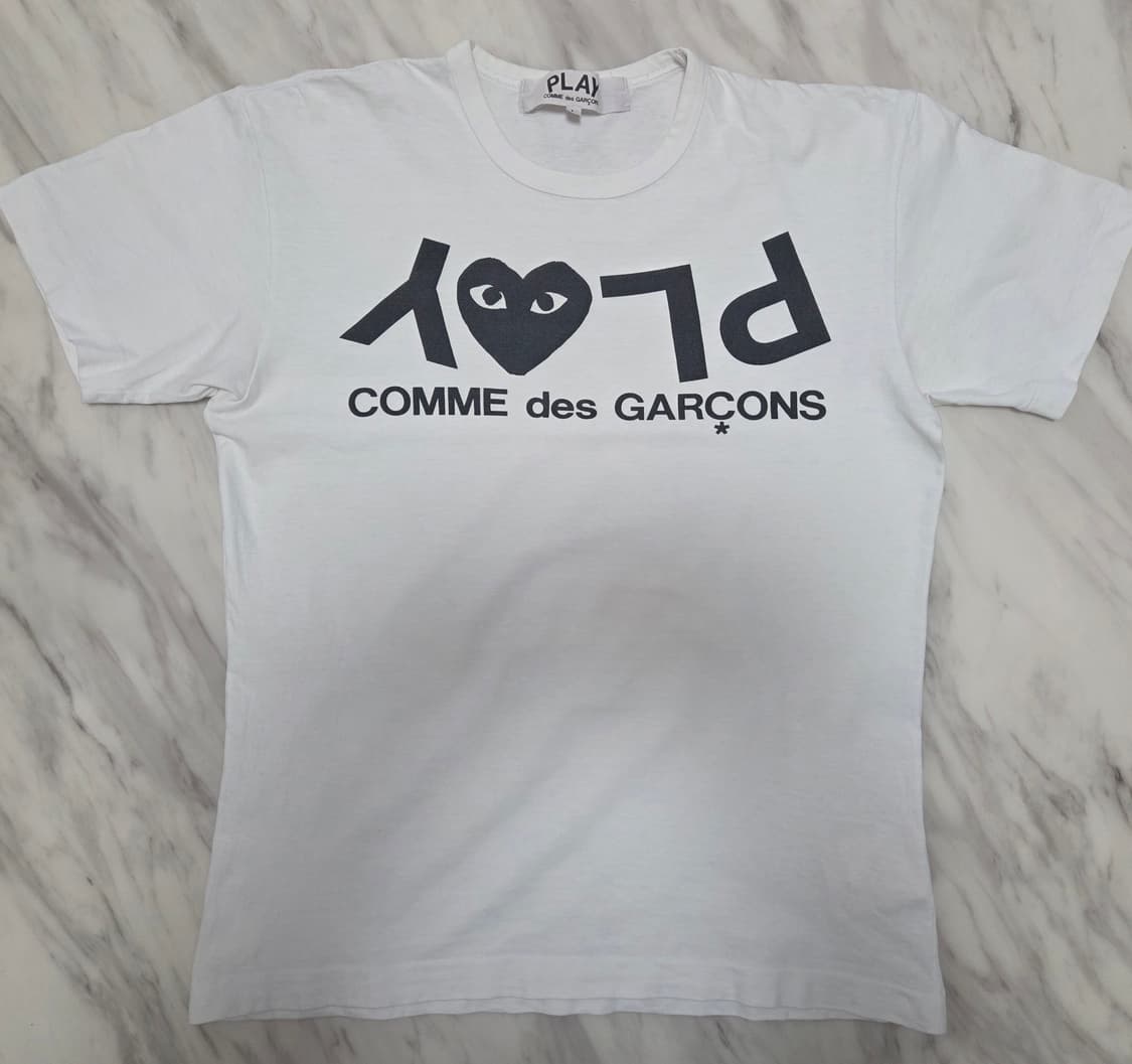 꼼데가르송 리버스 로고 반팔티 상품이미지1