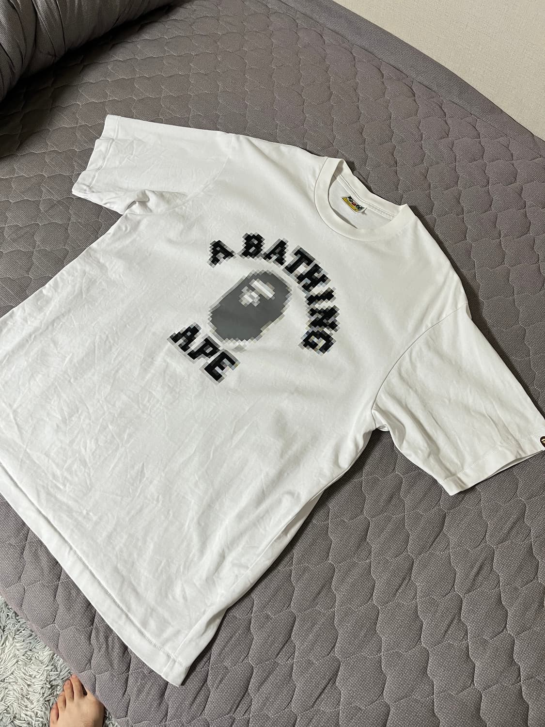 L 베이프 티셔츠 블러  상품이미지1