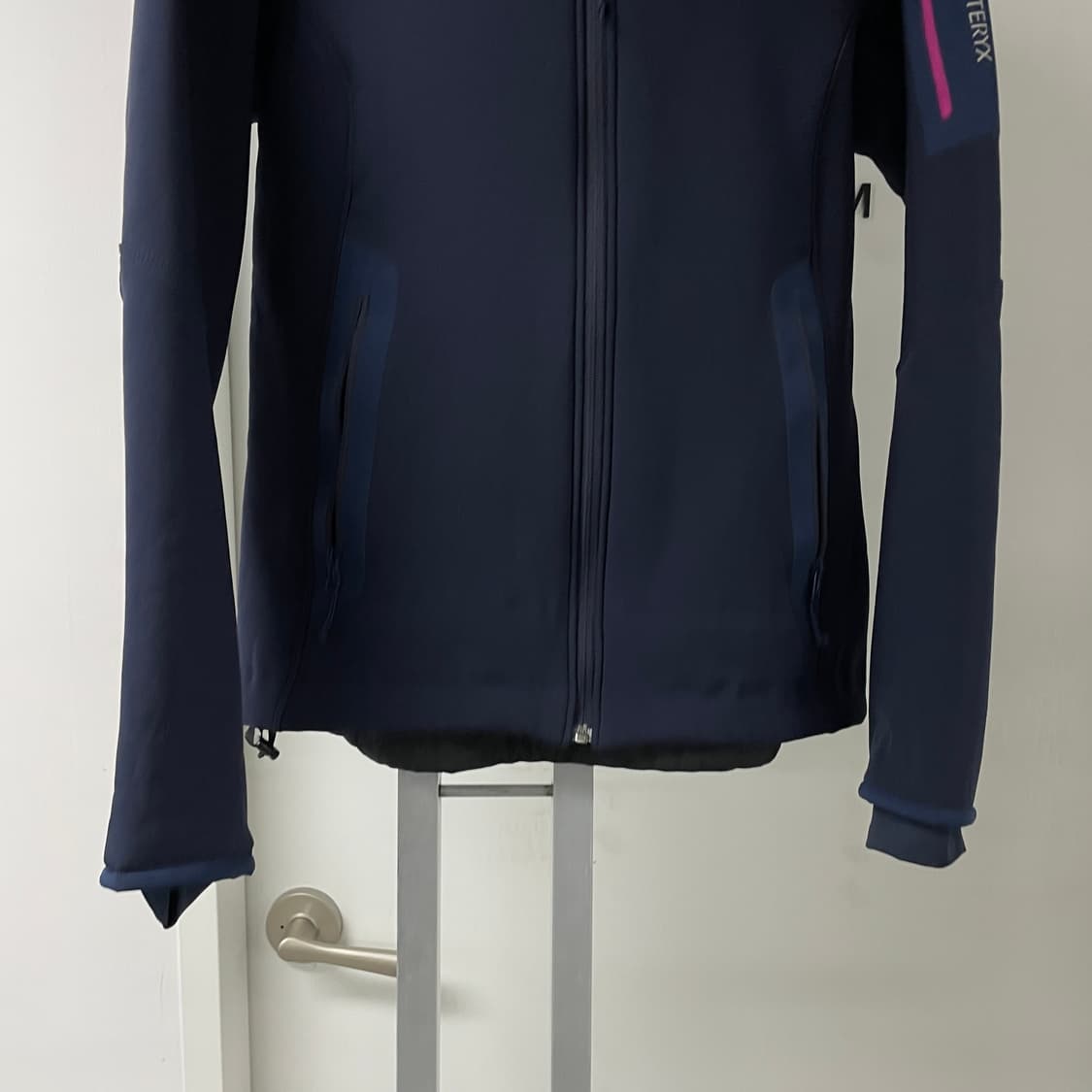 아크테릭스 후드 자켓 M(W) 상품이미지3