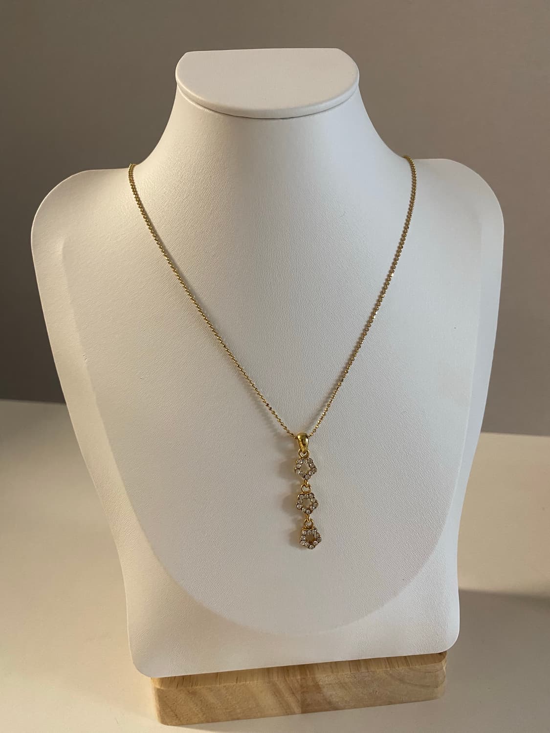 빈티지 골드톤 플라워 큐빅 목걸이 상품이미지1