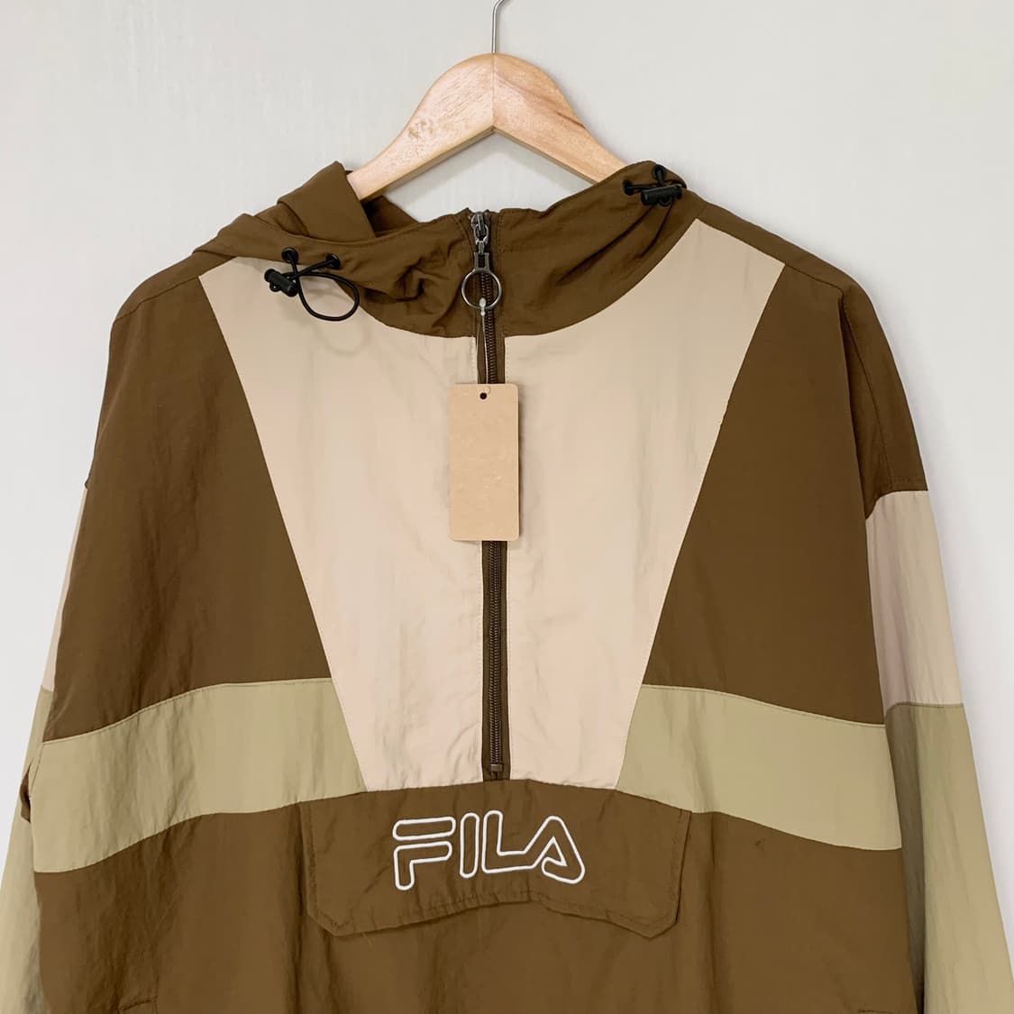 휠라 FILA 재팬 일본빈티지 아노락후드반집업 바람막이 L 말차초코베이지 상품이미지2