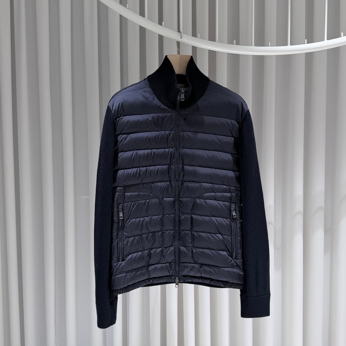 L / 몽클레어 로고 블랙 김현우 니트패딩 상품이미지1