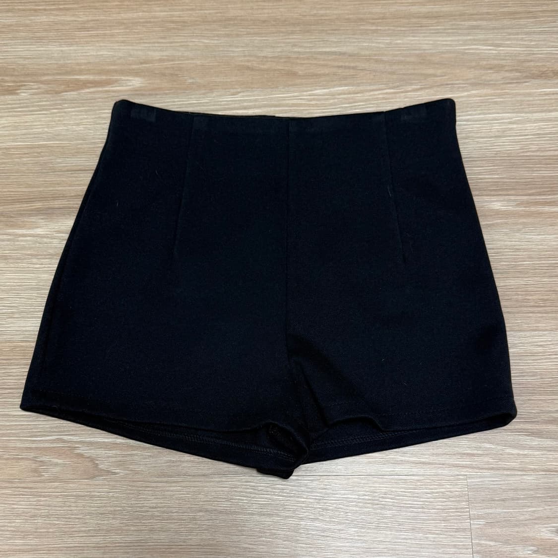 블랙 겨울 숏팬츠 s 기본템 상품이미지1