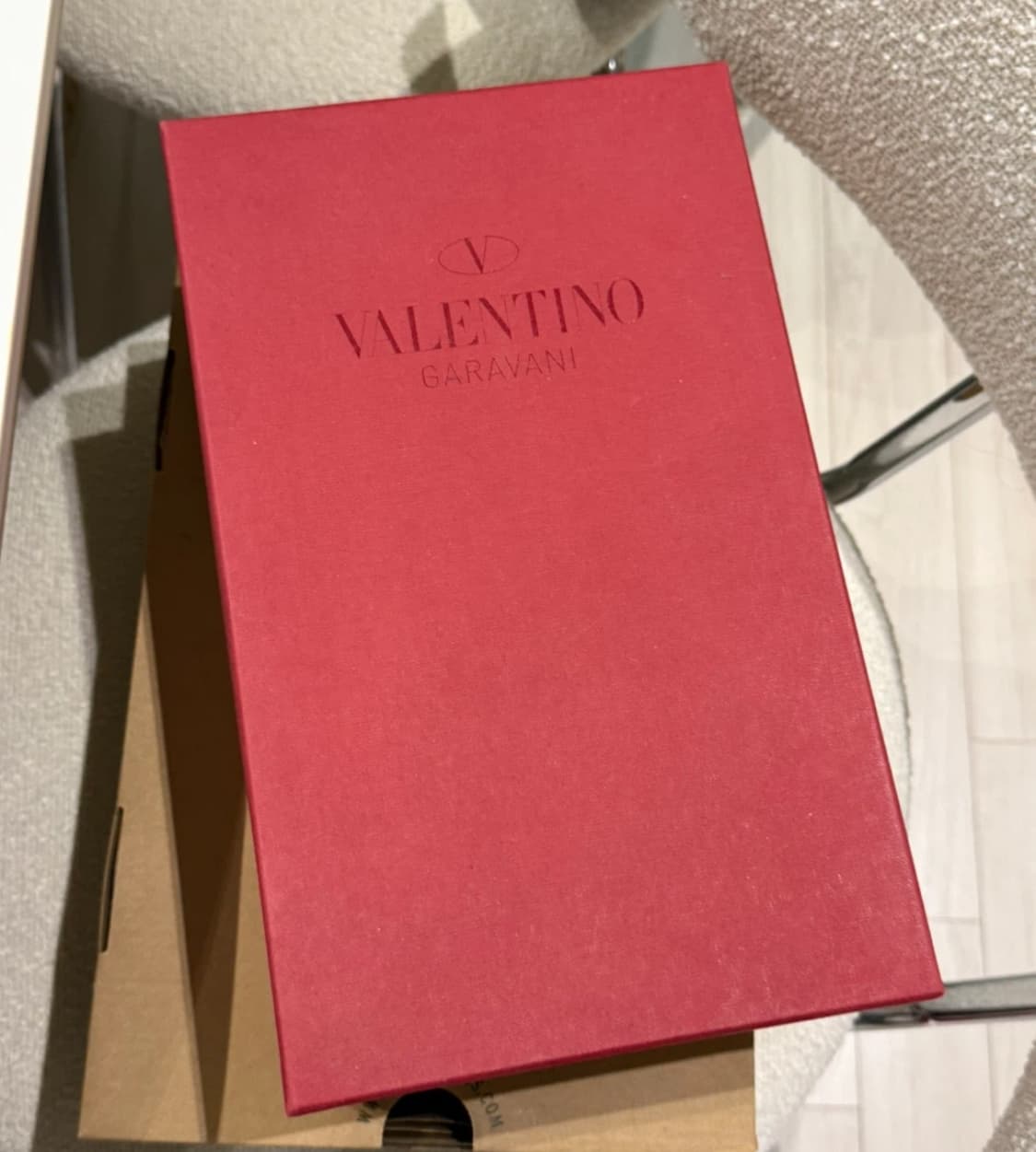 Valentino 발렌티노 락스터드 플랫 러버 샌들 화이트 36사이즈 상품이미지6