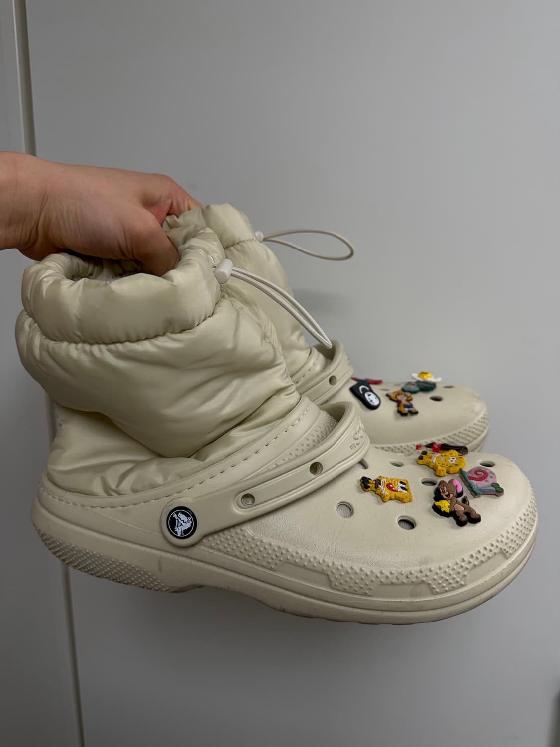 크록스 털 부츠 280 사이즈  10 us 사이즈  지비츠랑 다같이 붙어 상품이미지1