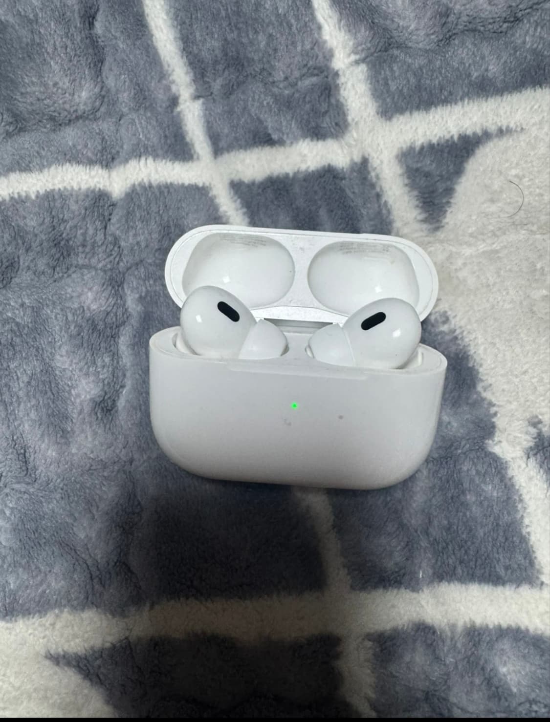 에어팟 프로 2세대 상태좋음 상품이미지1