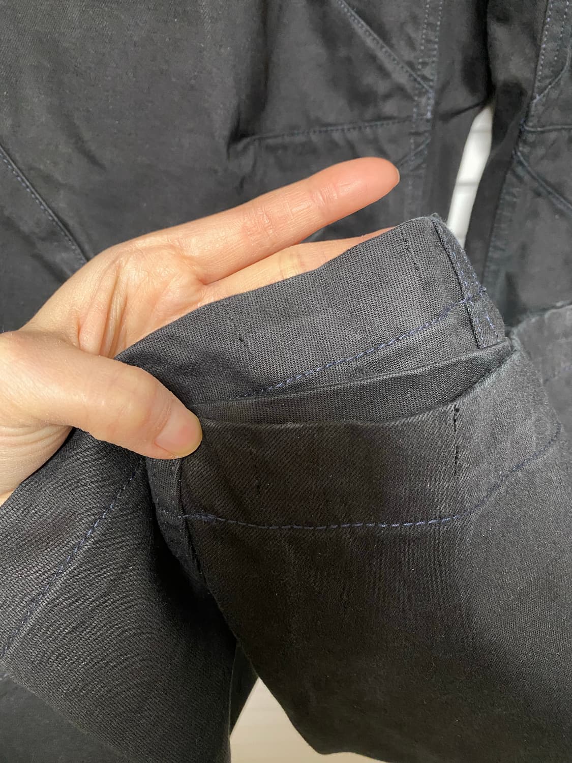 아르반 리프 커브드 팬츠 트리플 블랙 상품이미지4