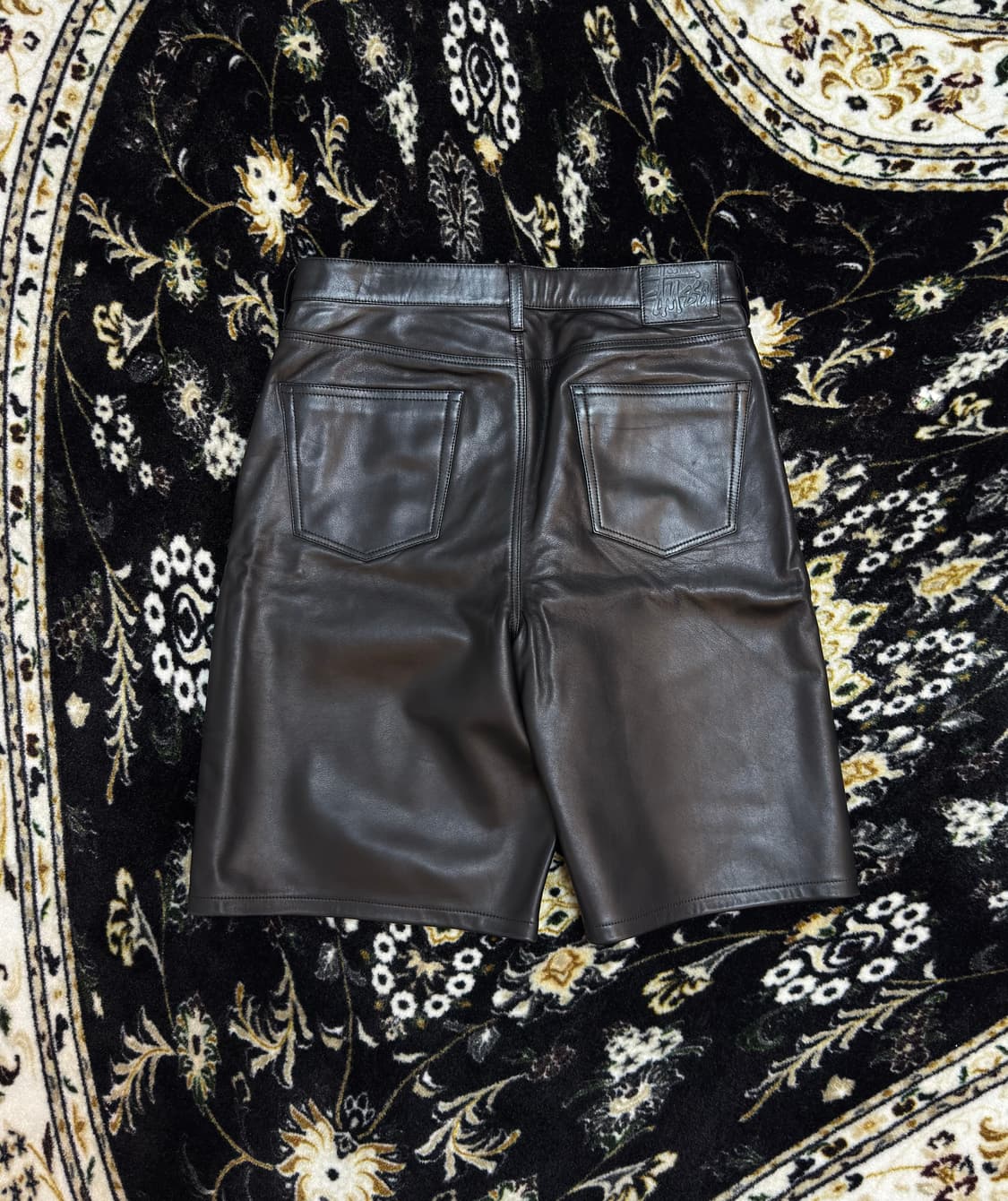 [32]스투시 레더 빅 올 쇼츠 블랙 상품이미지3