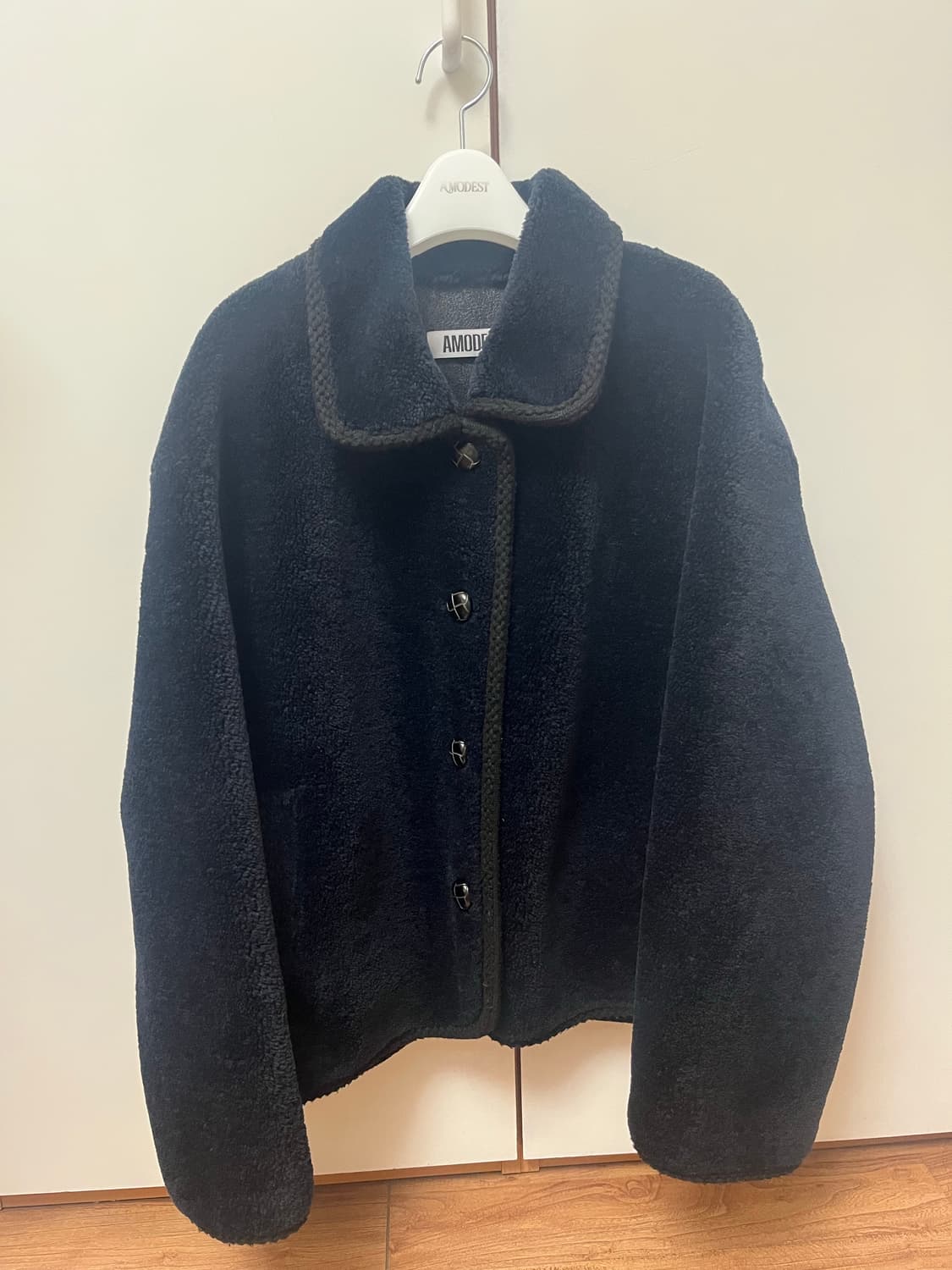 모데스트무드 잉글랜드 무스탕 상품이미지4