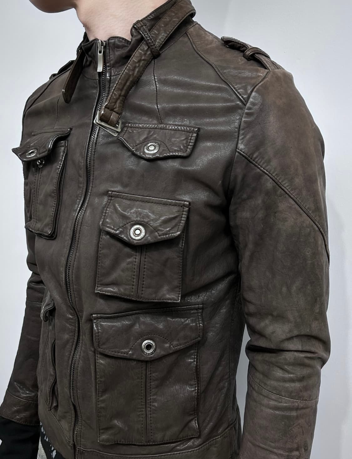 카프스킨 멀티포켓 레더자켓 상품이미지2