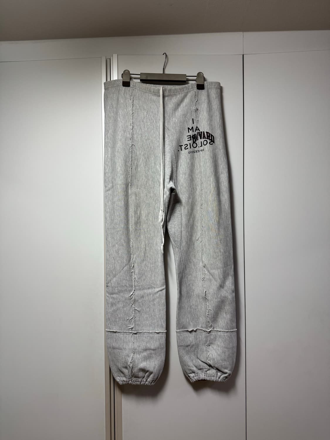 솔로이스트 X 올드파크 스웻팬츠 상품이미지1