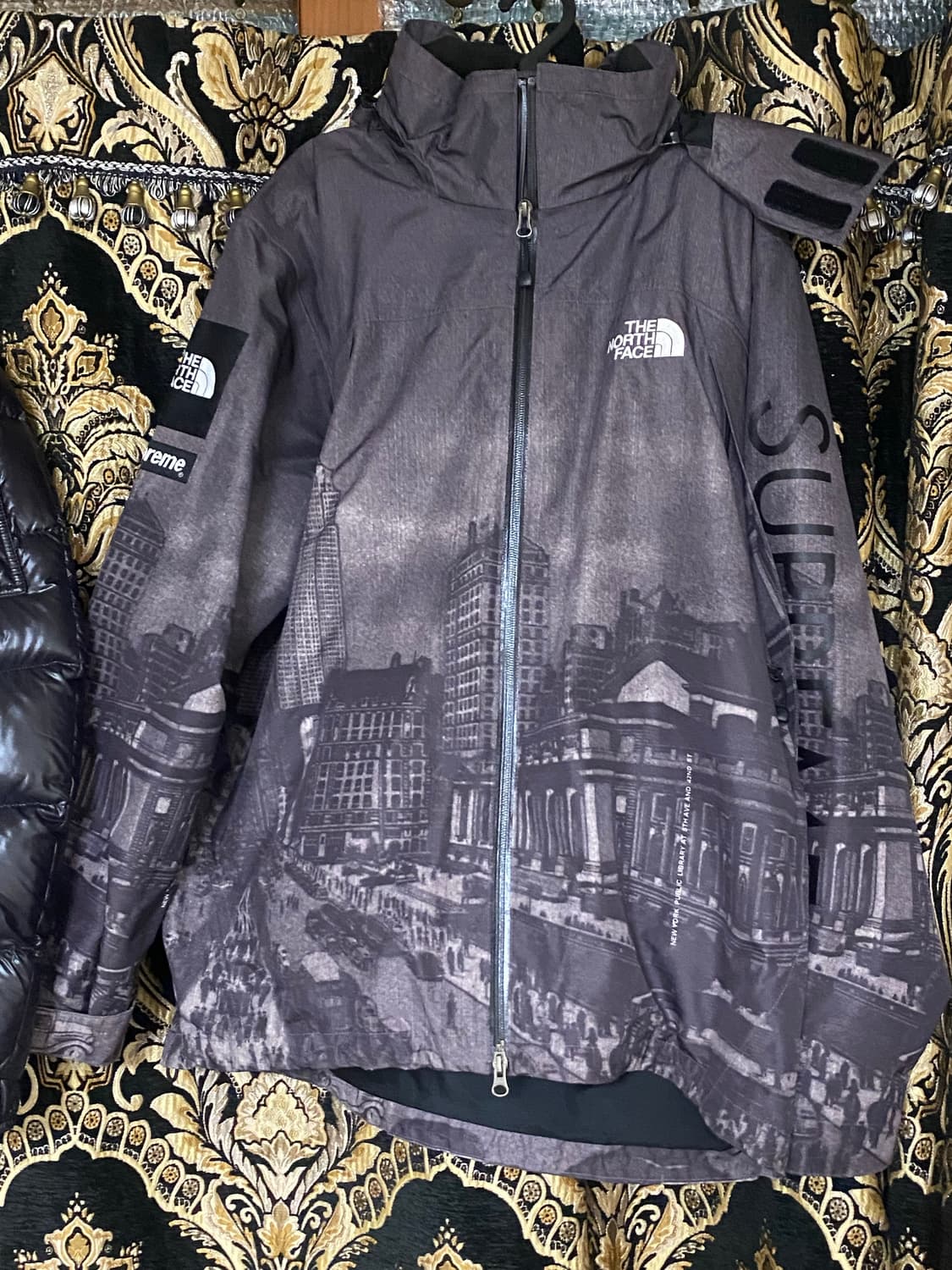 슈프림x노스페이스 2nd 밤버전 자켓 L 상품이미지1